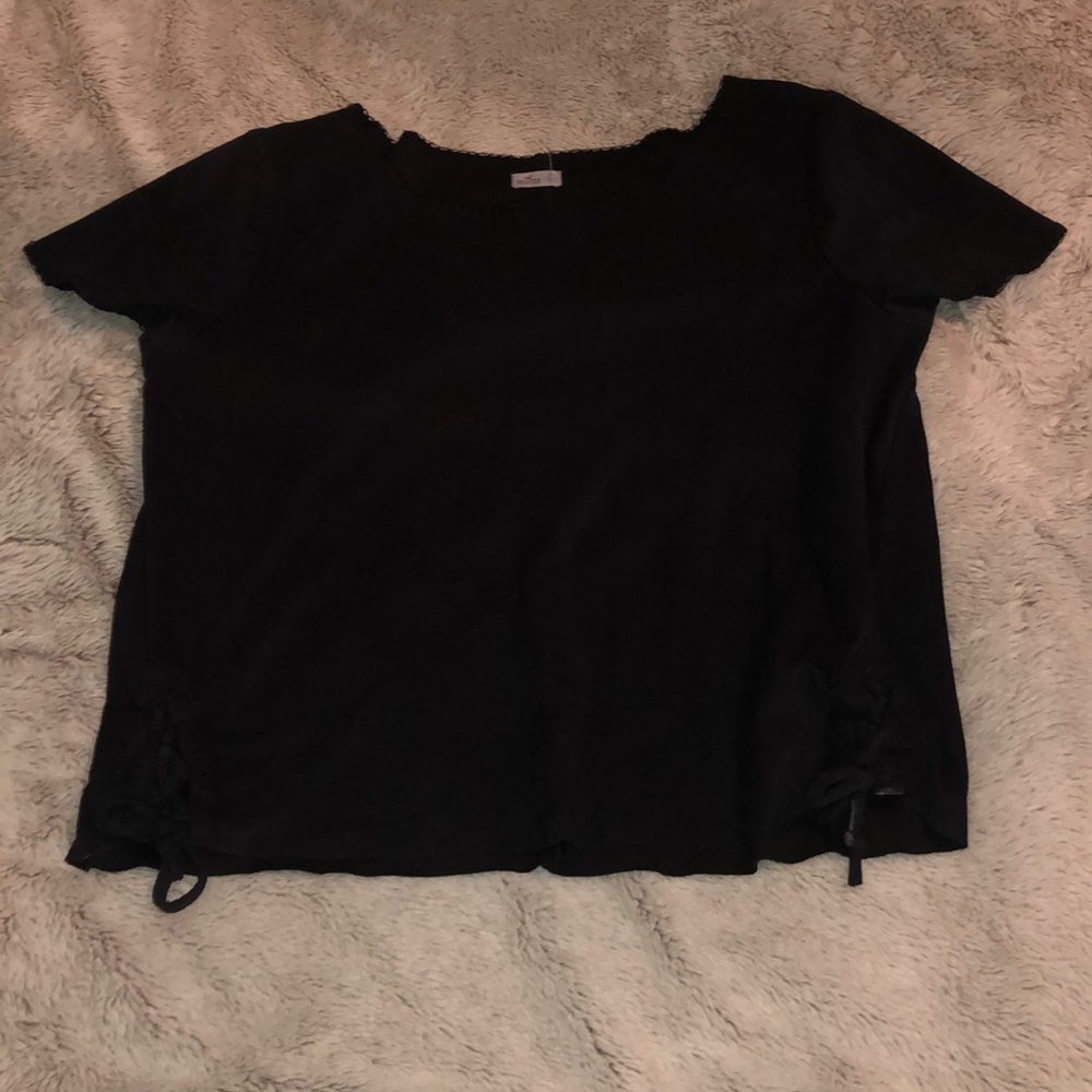 hollister crop t